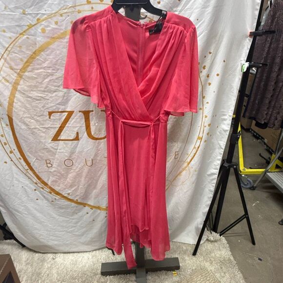 Dkny Women's Flutter Sleeve Wrap Dress, size 4 - Picture 2 of 4